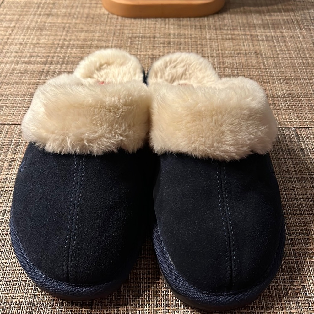 Propet slippers
